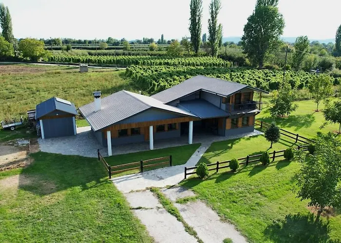 Simon's Walnut Farm Casa de Férias